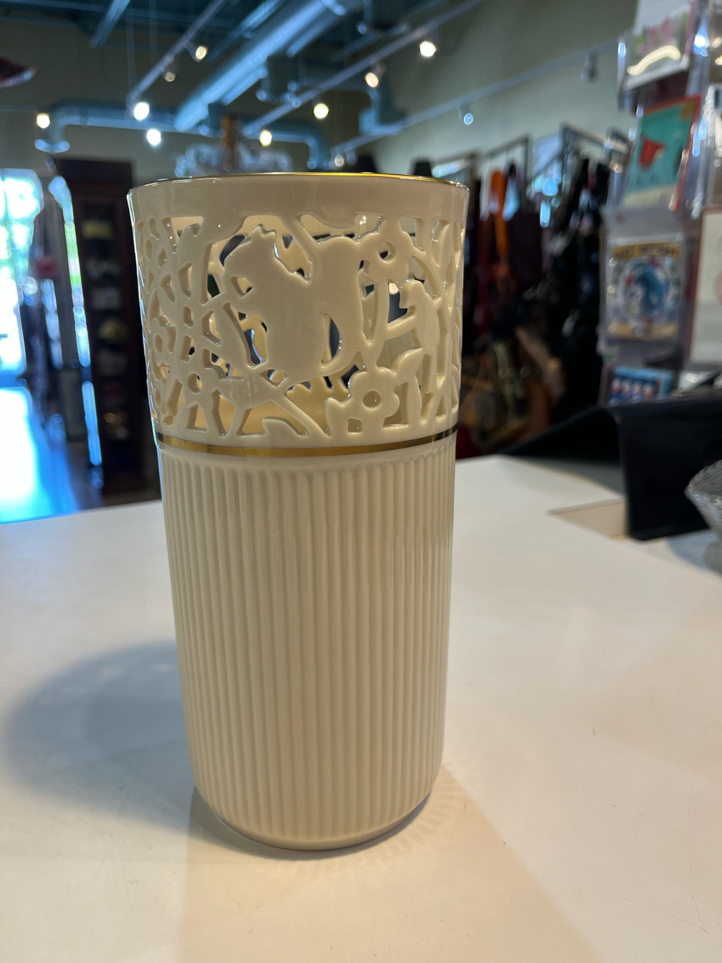 Lenox Glenwood Pierced Woodland Vase