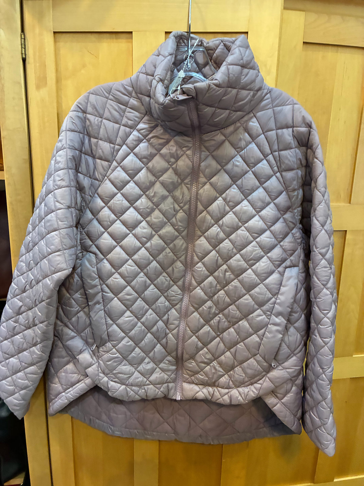 Athleta Quilted Whisper Featherless Puffer Jacket