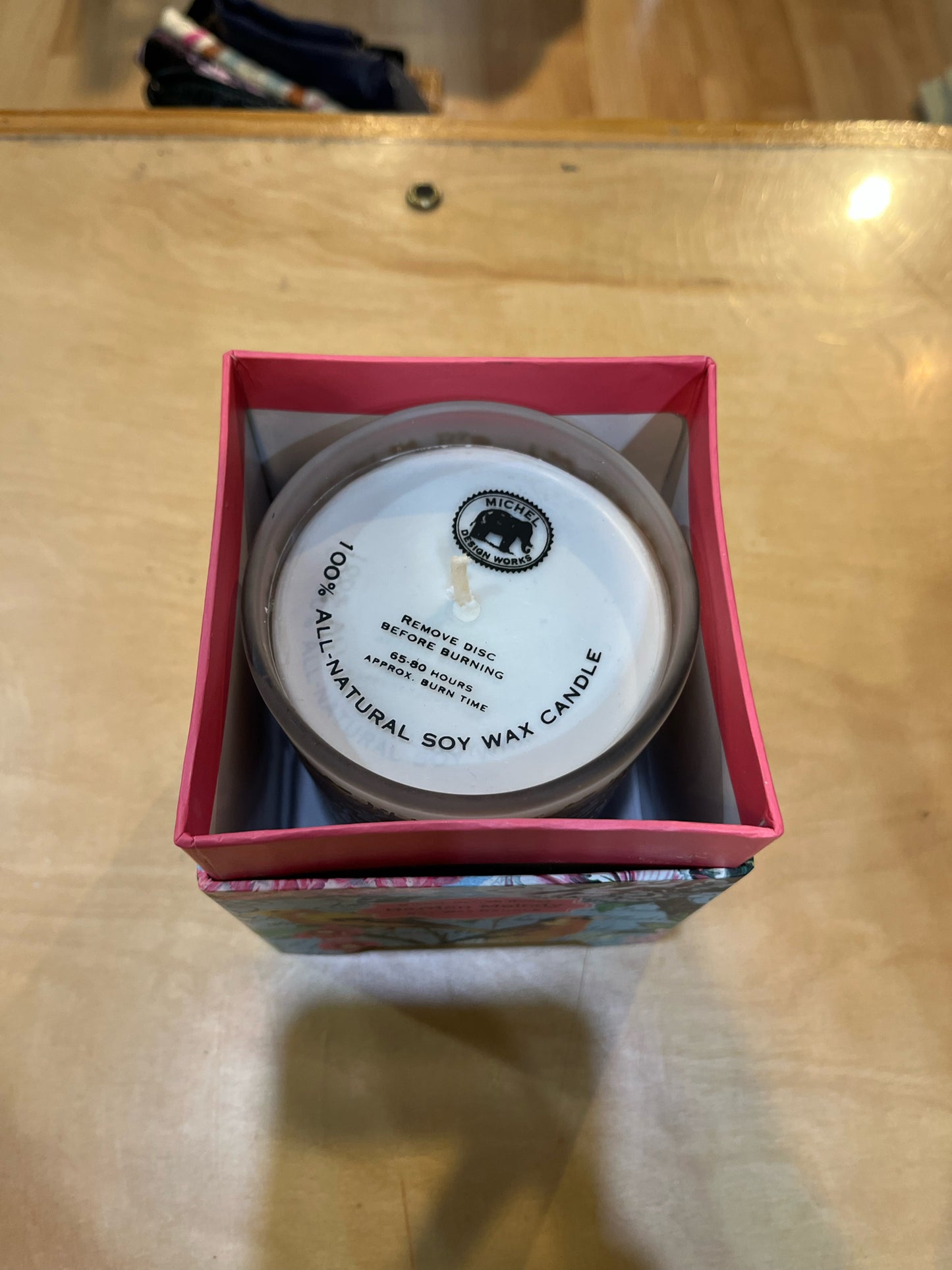 Michel Design "Garden Melody" Candle