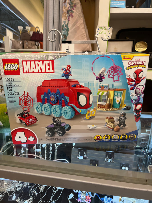 Lego Marvel Mobile Headquarters NIB