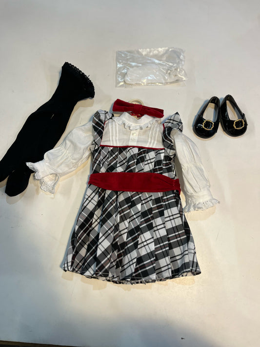 American Girl Pleasant Company Nellie's Holiday Outfit