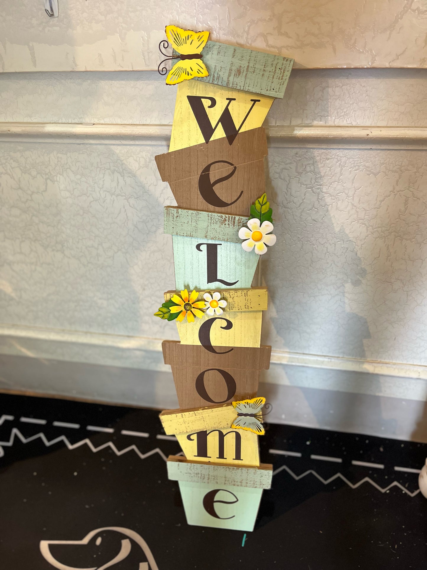 Welcome Outdoor Sign