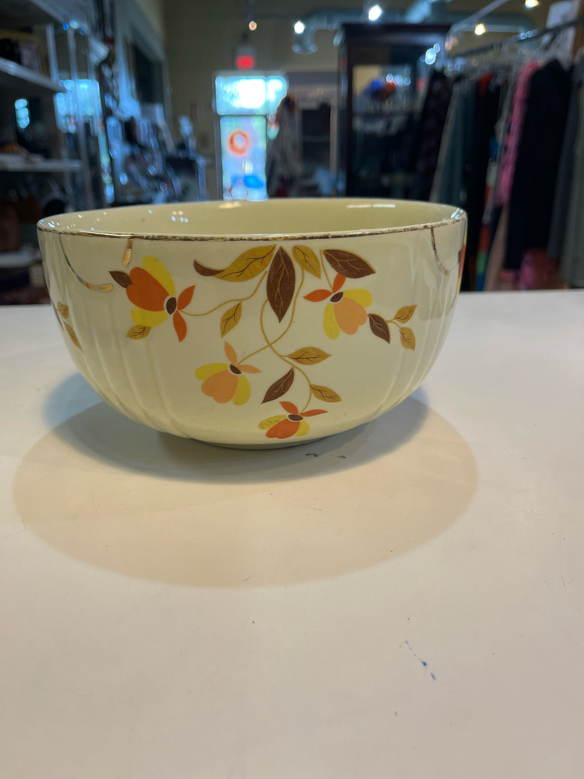 Vintage Halls Superior Autumn Leaf 7.5"D Bowl