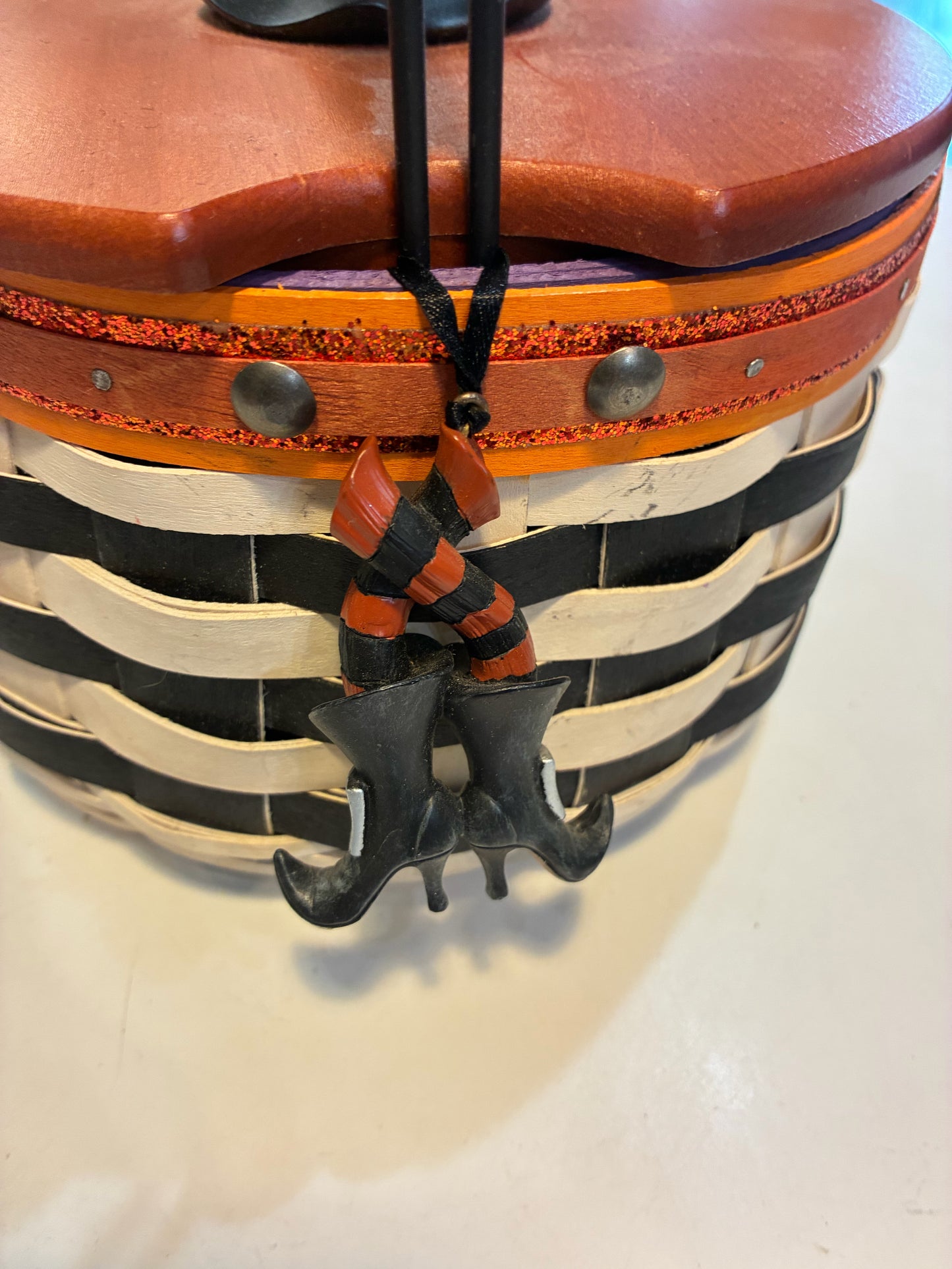 Longaberger Wicked Stitch Sister Basket Combo
