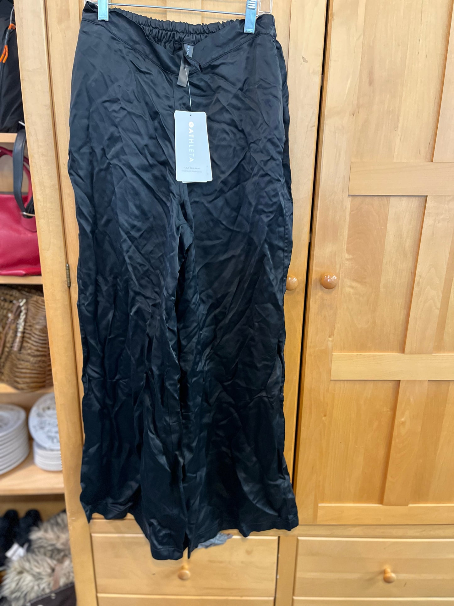 NWT Athleta Black "Calm Cool Pant"