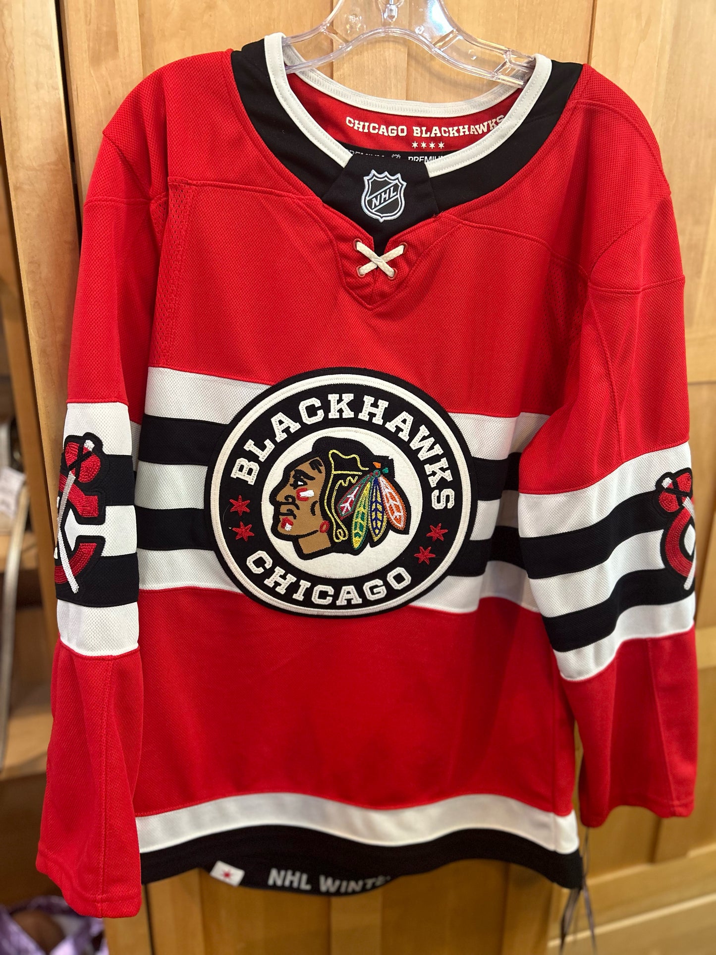 NHL Fanatics Blackhawks Winter Classics 2025 Jersey NWT