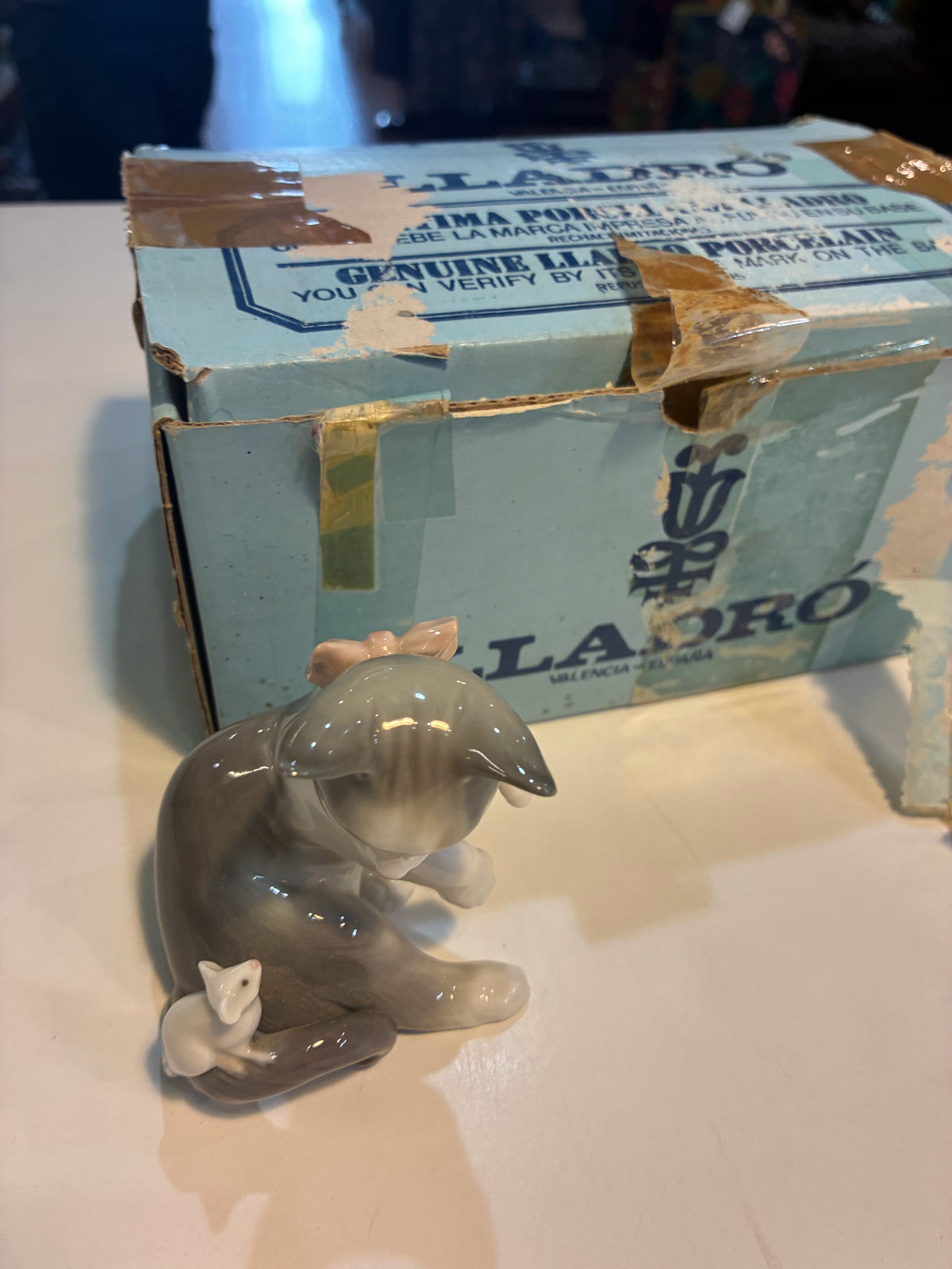 Lladro "Cat and Mouse" Figurine #5236