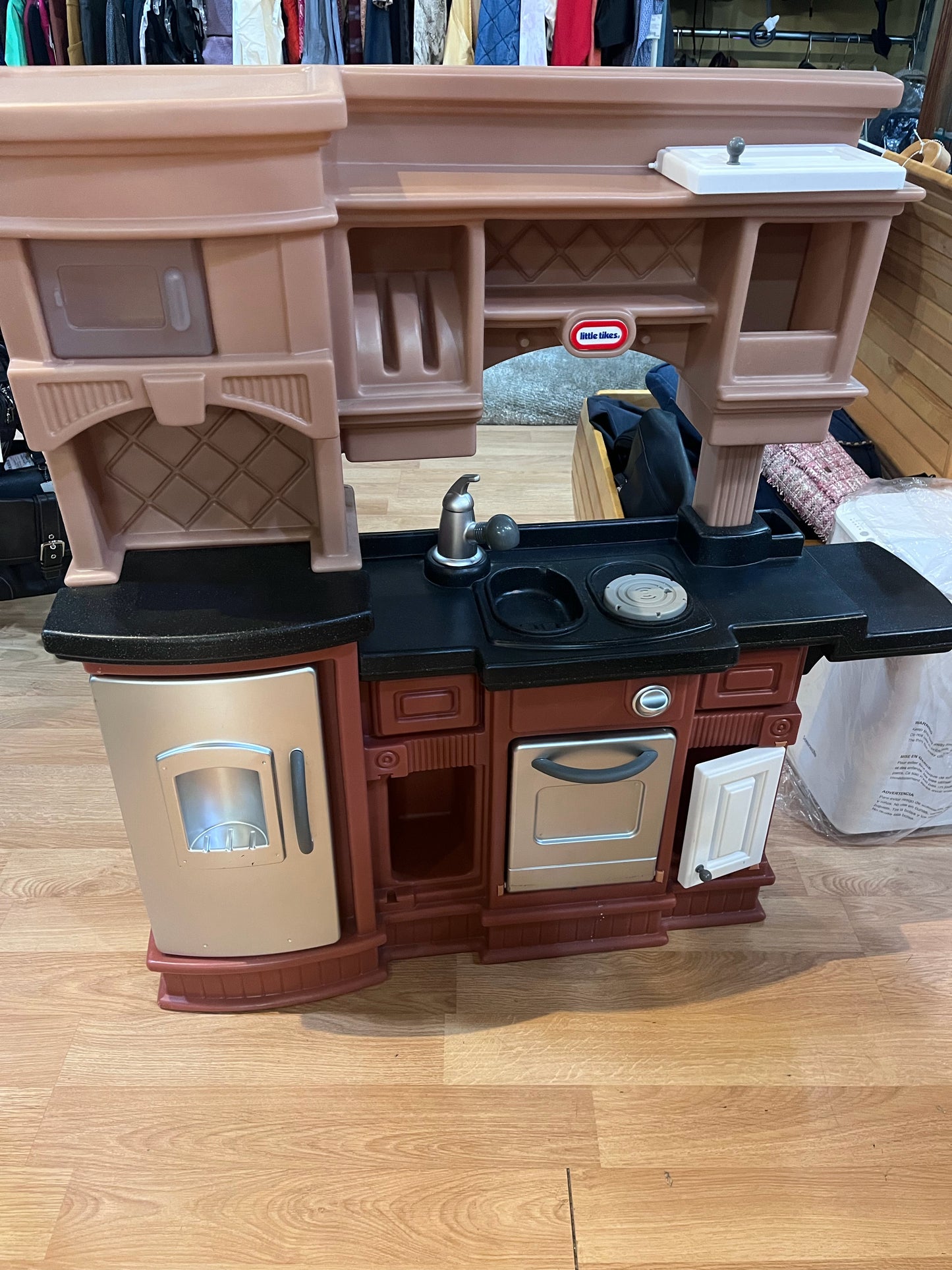 Little Tikes gourmet prep n serve play kitchen