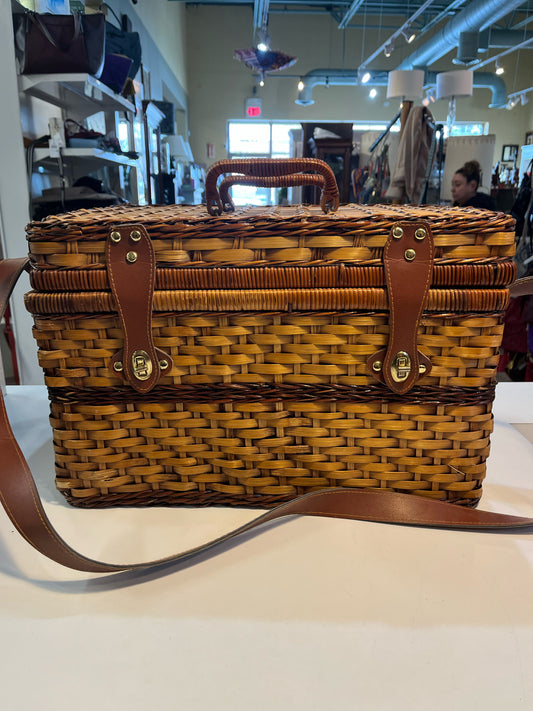 Picnic Basket Set