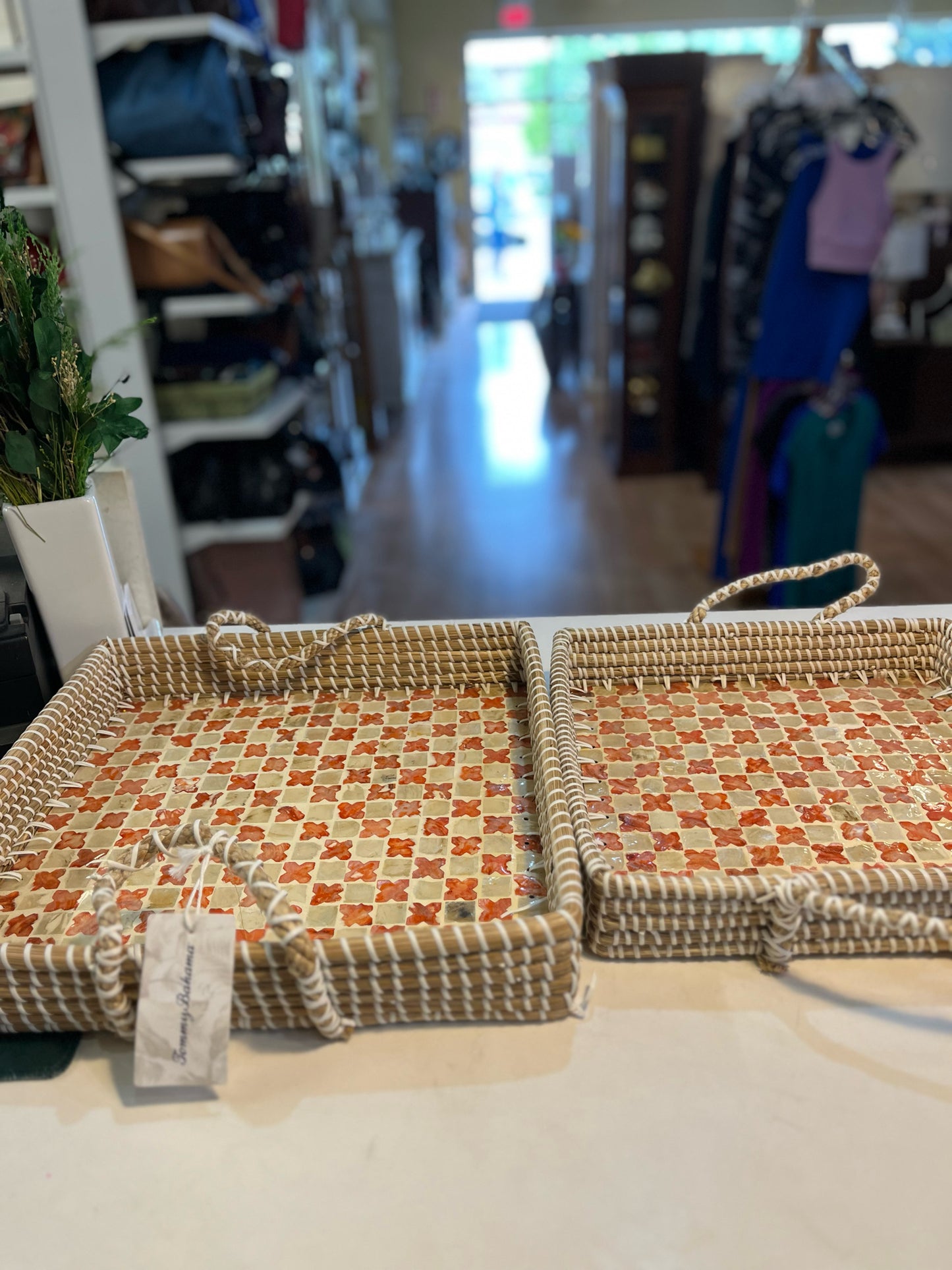 NWT Tommy Bahama  Set of 2 Square Rattan and Mother of Pearl Trays