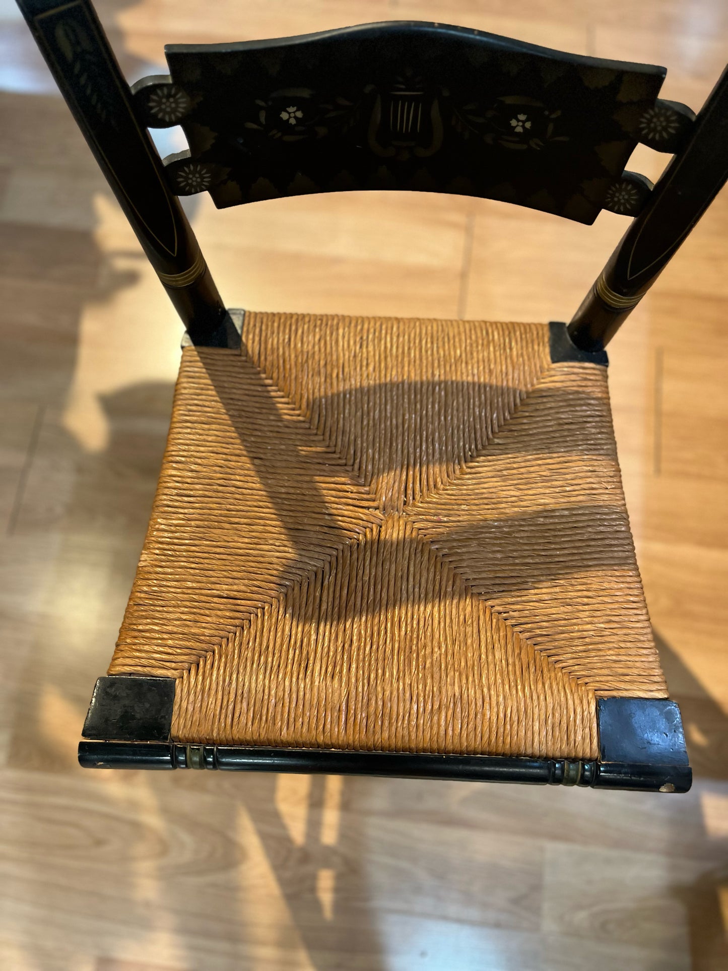 Signed Ethan Allen King Turtle Hitchcock Black Side Chair