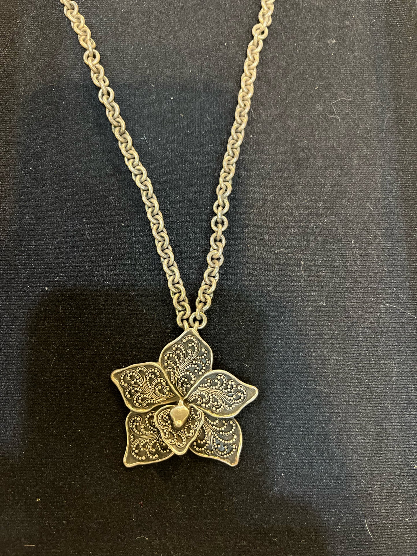 Lois Hill Sterling Silver Filigree Flower Pendant Necklace