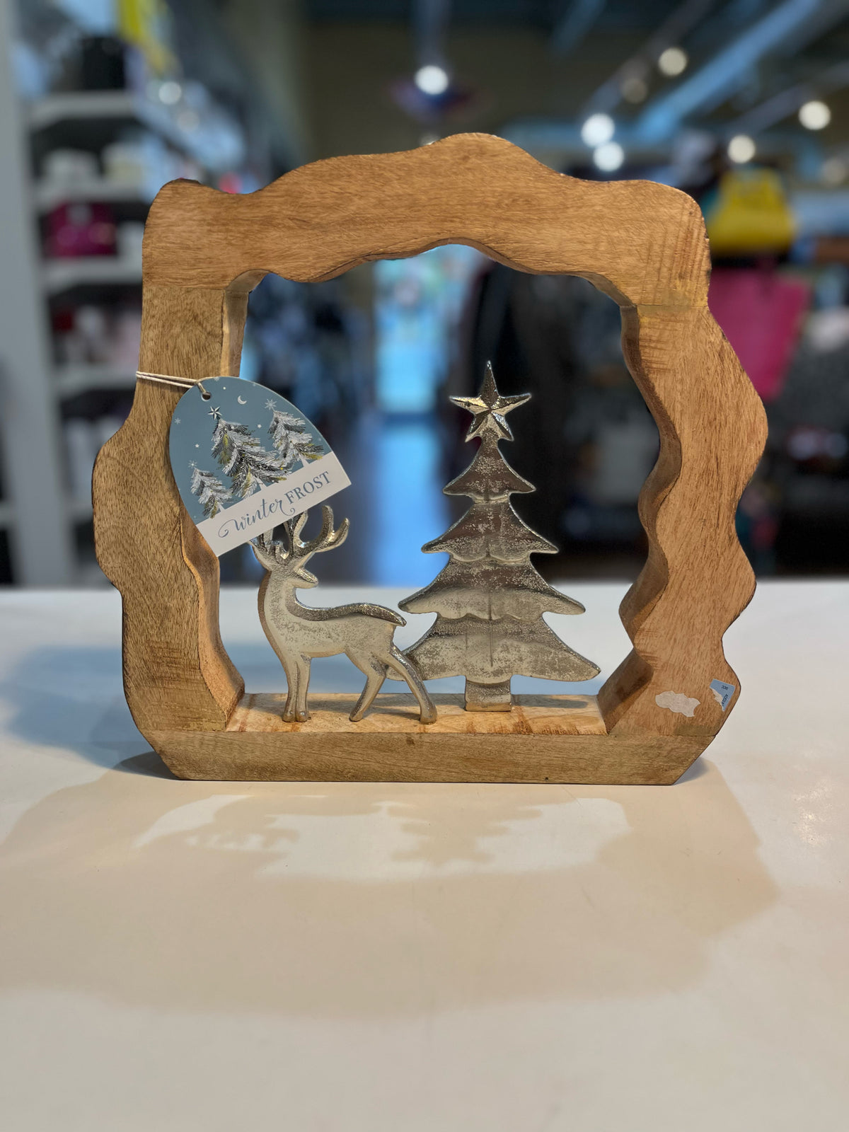 NWT Wood & Metal Reindeer Holiday Scene Figurine