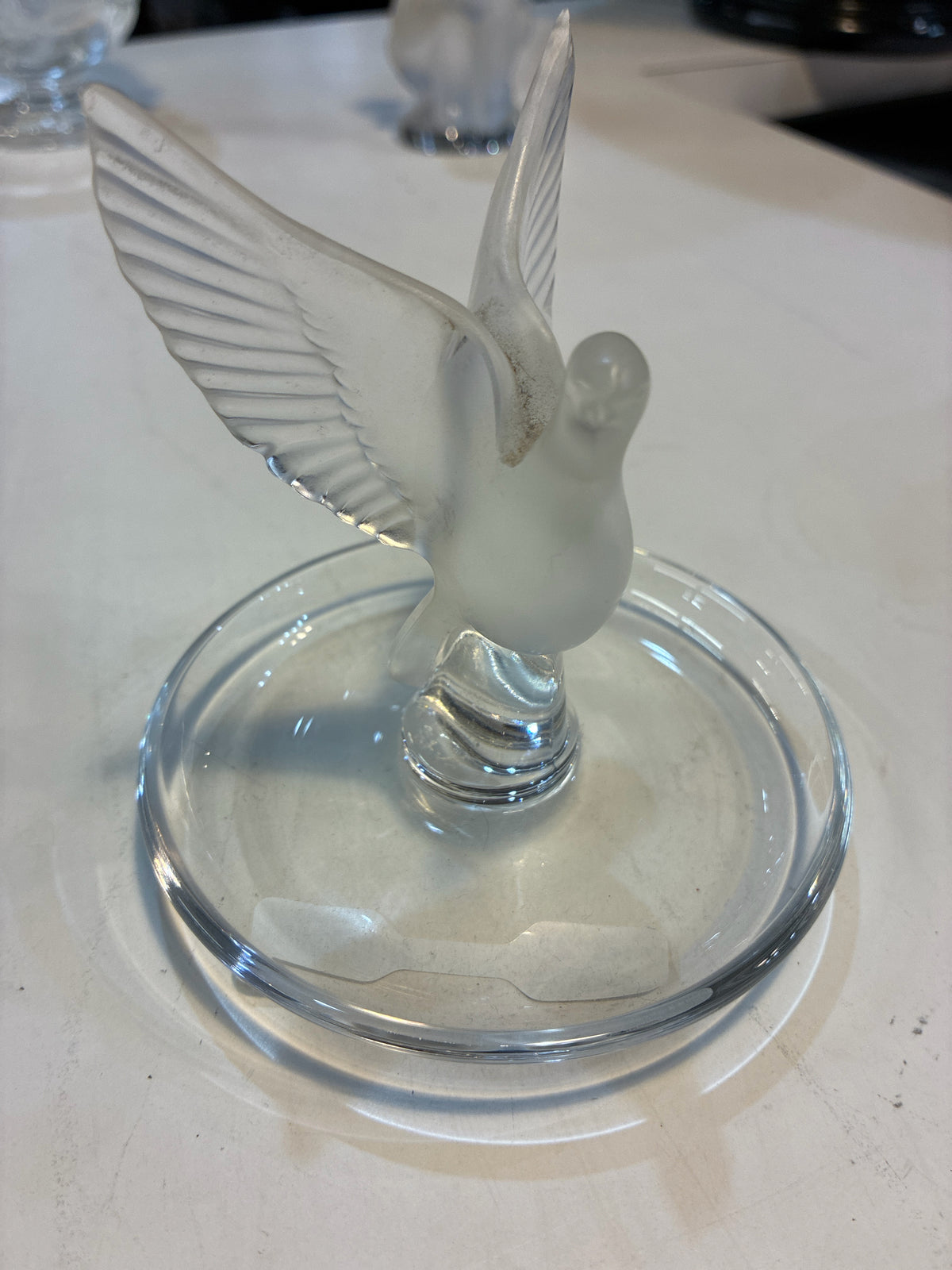 Lalique Crystal Thalie Dove Ring Tray