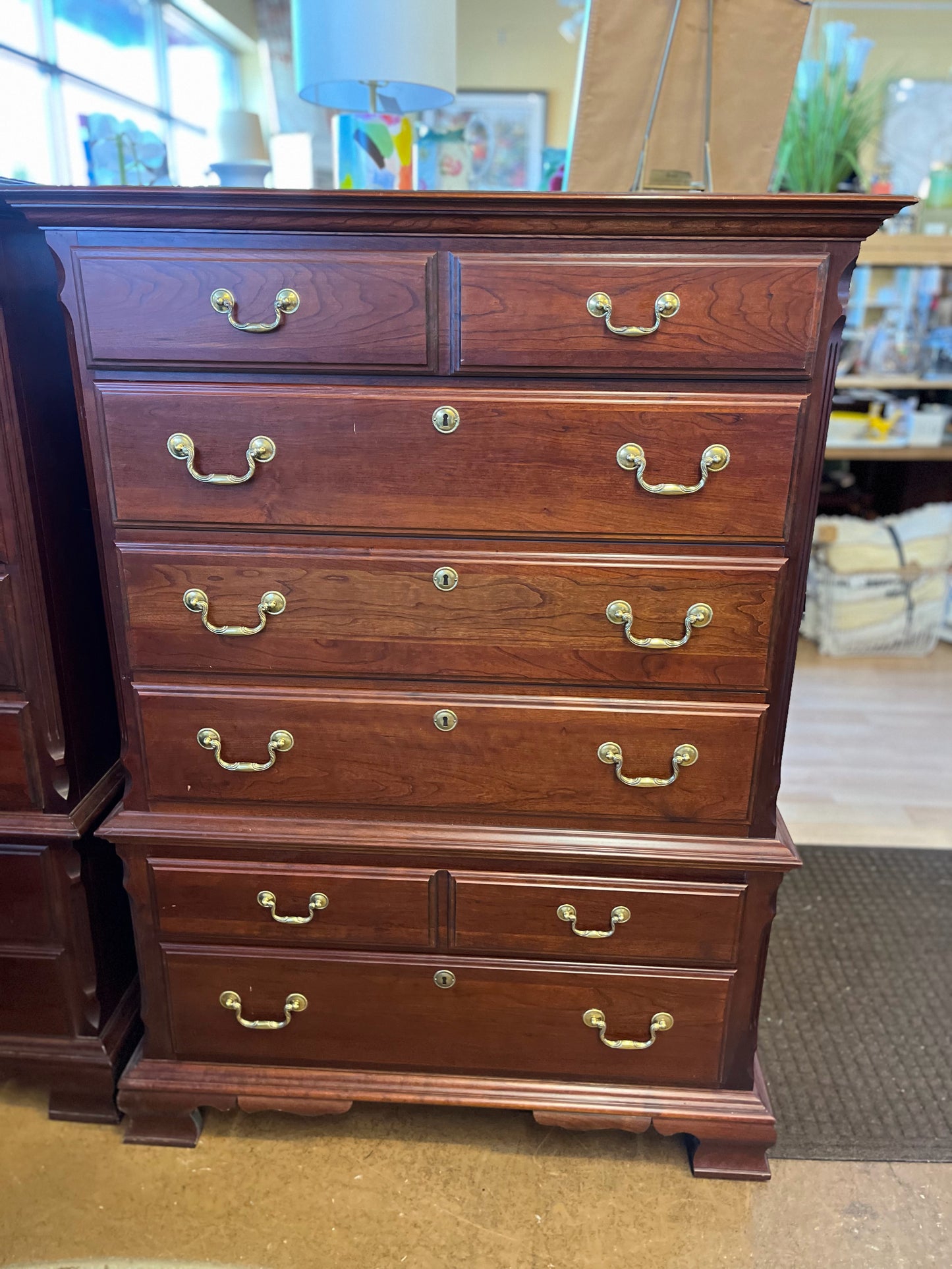 Dresser
