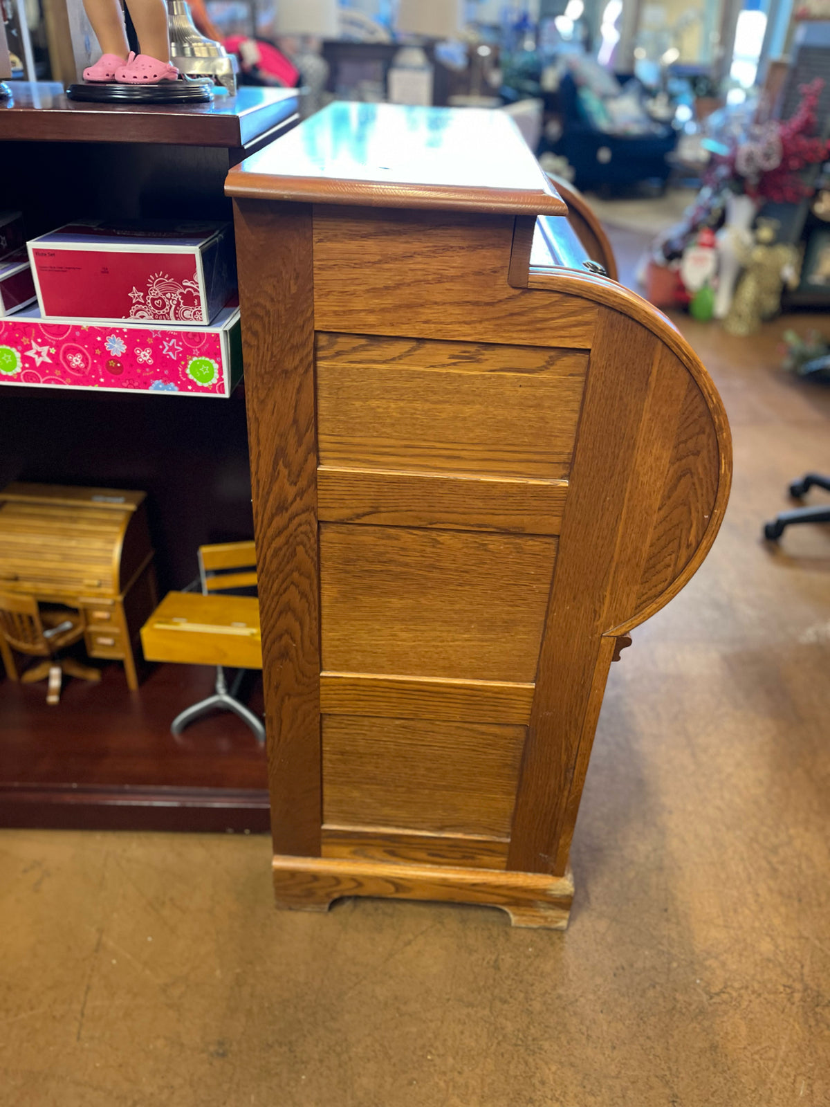 Vintage Riverside Furniture Compact Oak Roll Top Secretary Desk PICKUP ONLY