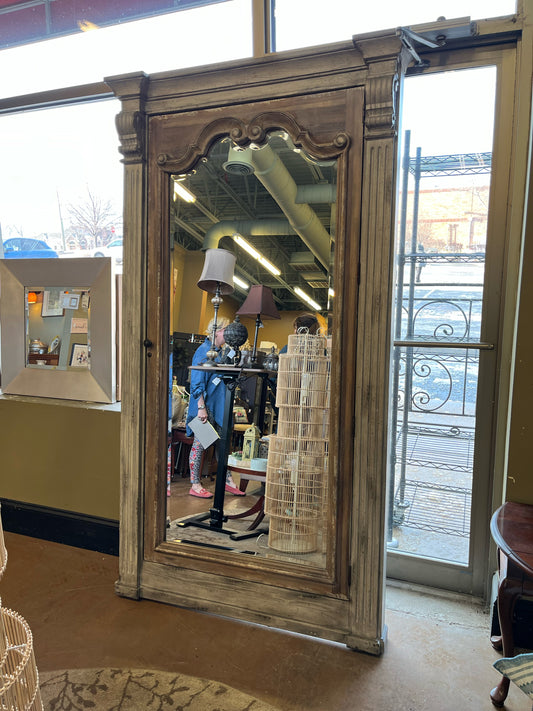 Hooker Furniture Jewelry Armoire