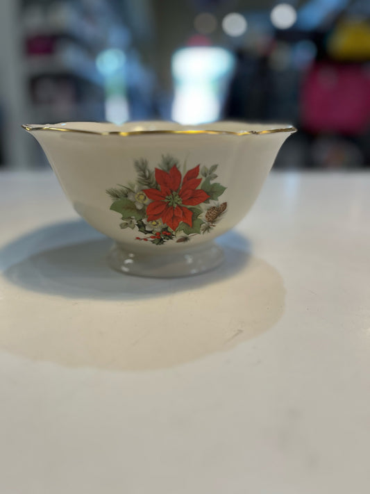 Pickard Christmas Poinsettia Pedestal Serving Bowl