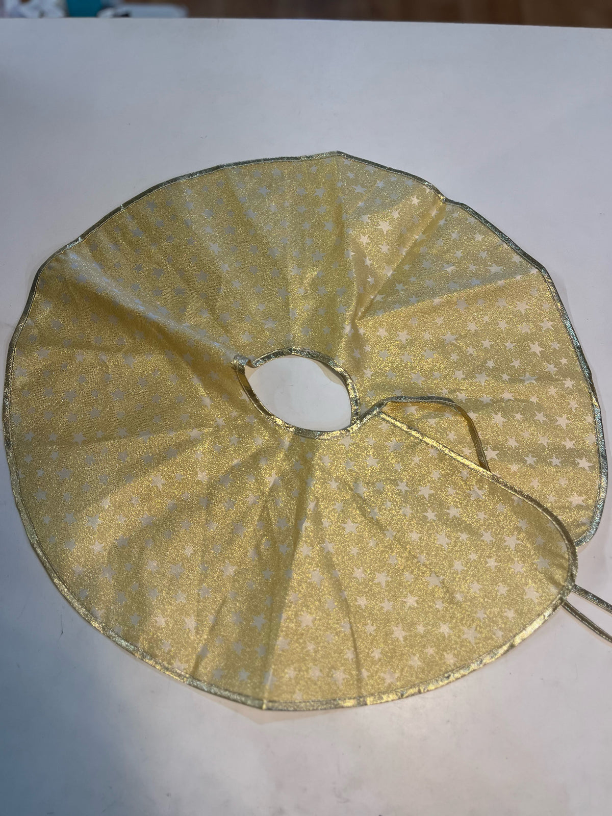 American Girl/ Pleasant Company Gold Star Tree Skirt