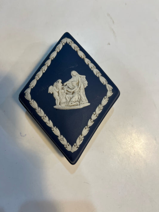 Wedgewood Dark Blue "Sleeping Cupid" Box