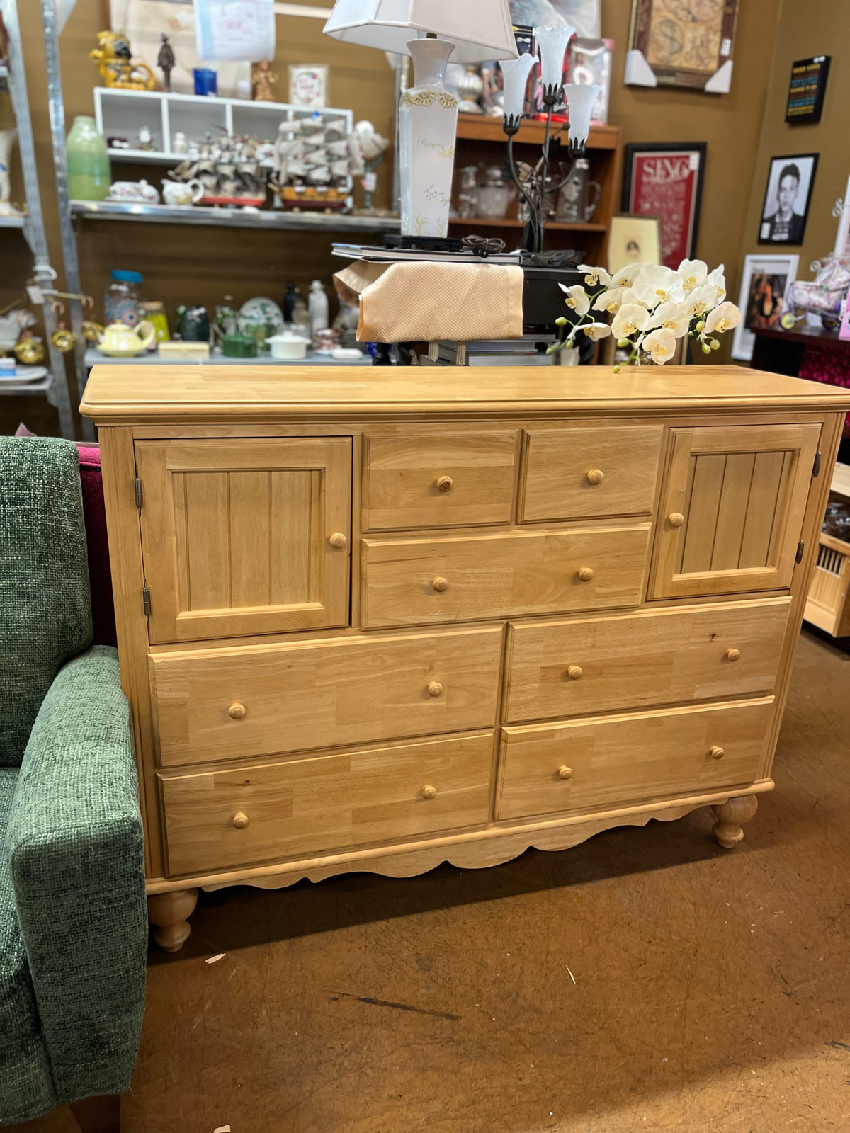 Wood Shaker 7 Drawer 2 cabinet Dresser PICKUP ONLY