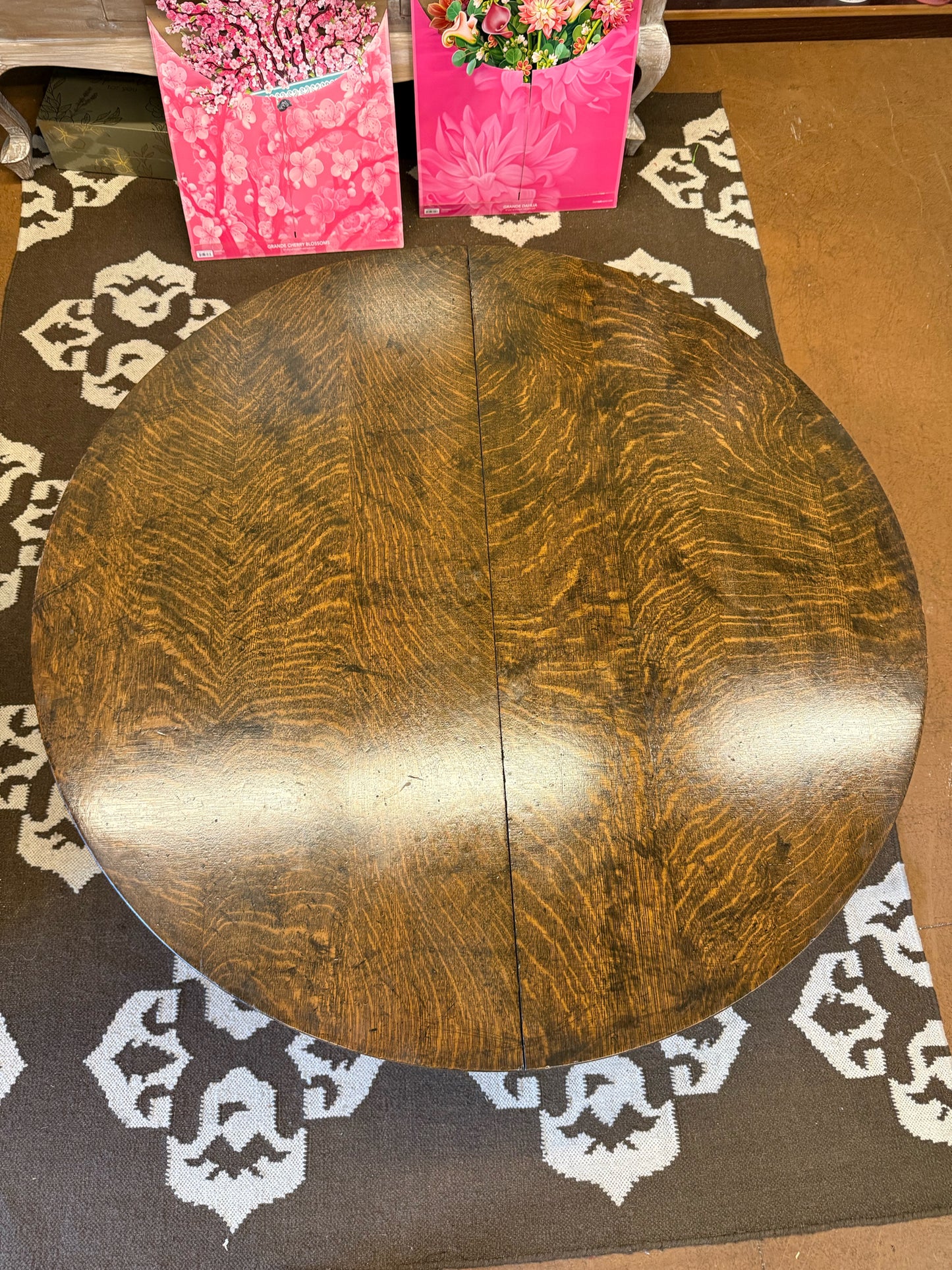 Tiger Oak Round Quarter Sawn Coffee Table