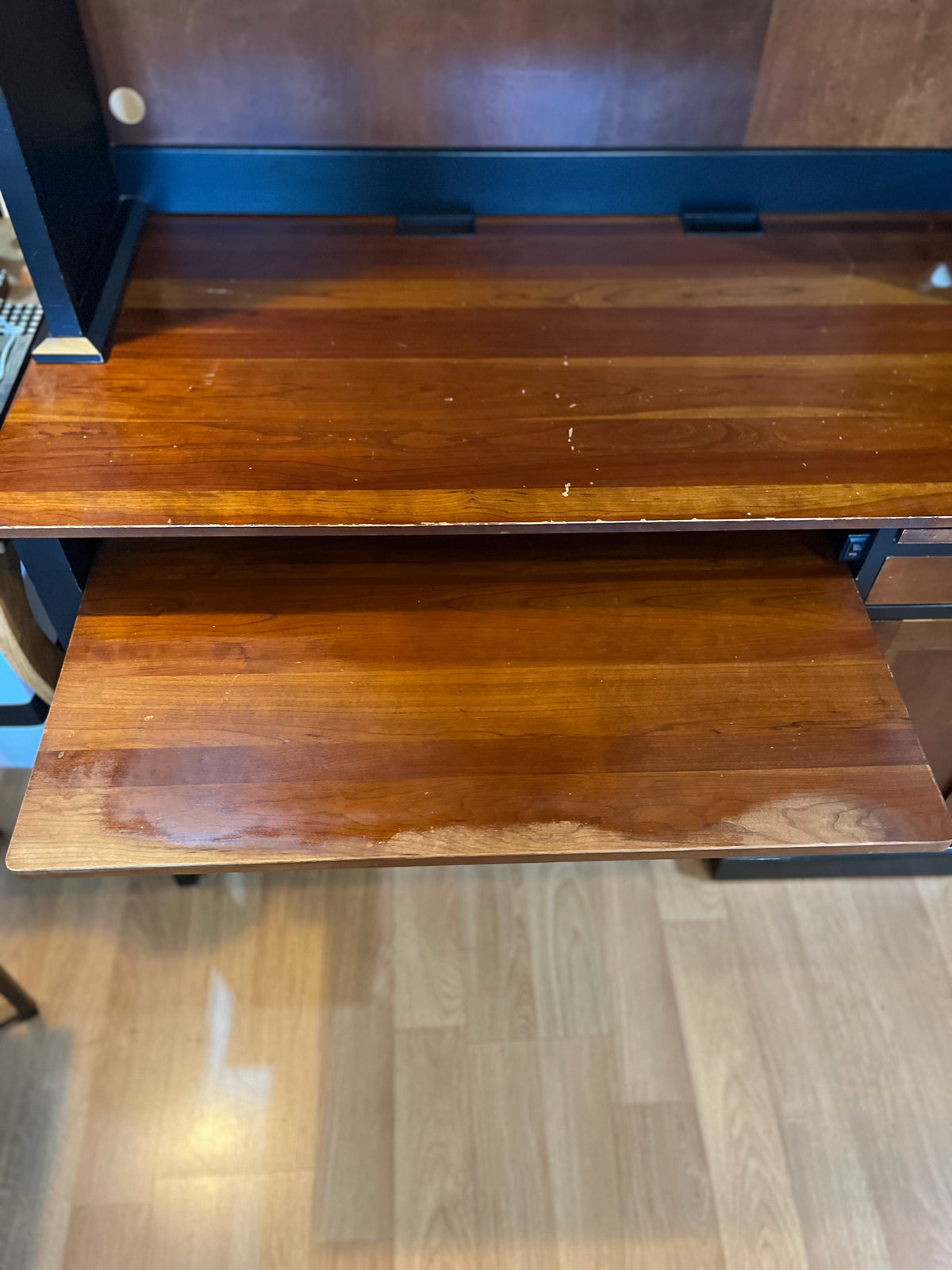 Ethan Allen Desk with Hutch