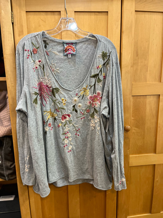 Johnny Was Gray Long sleeve Shirt w/ Embroidered detail