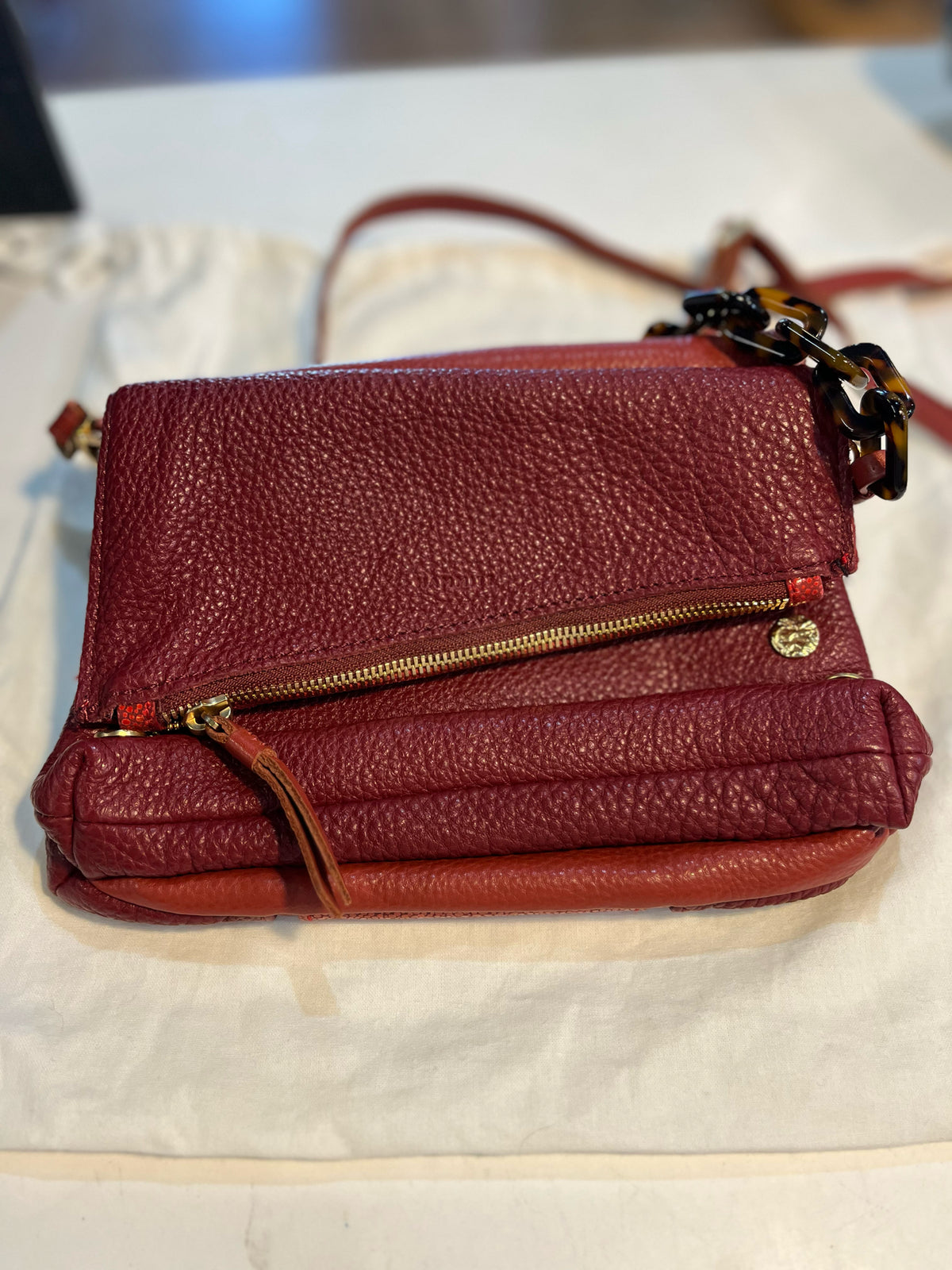 Hammit Red Crossbody