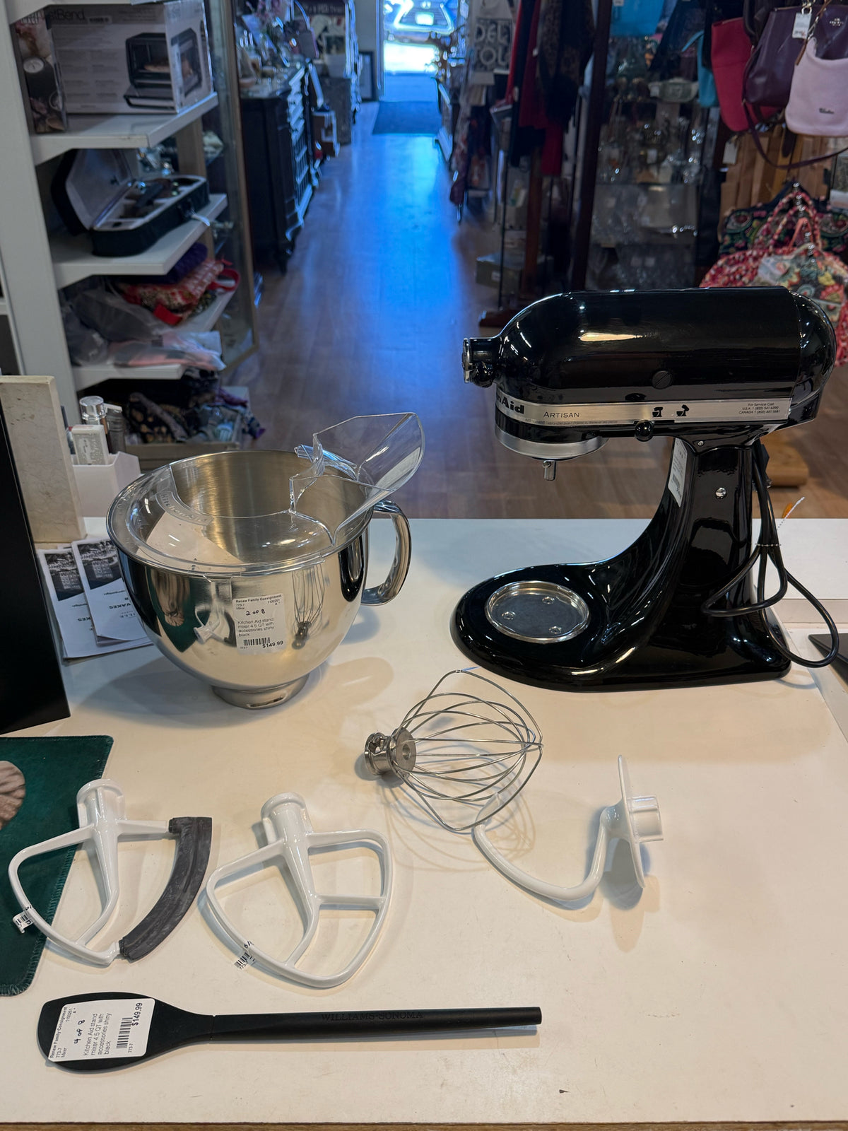 Kitchen Aid stand mixer 4.5 QT with accessories  PICKUP ONLY