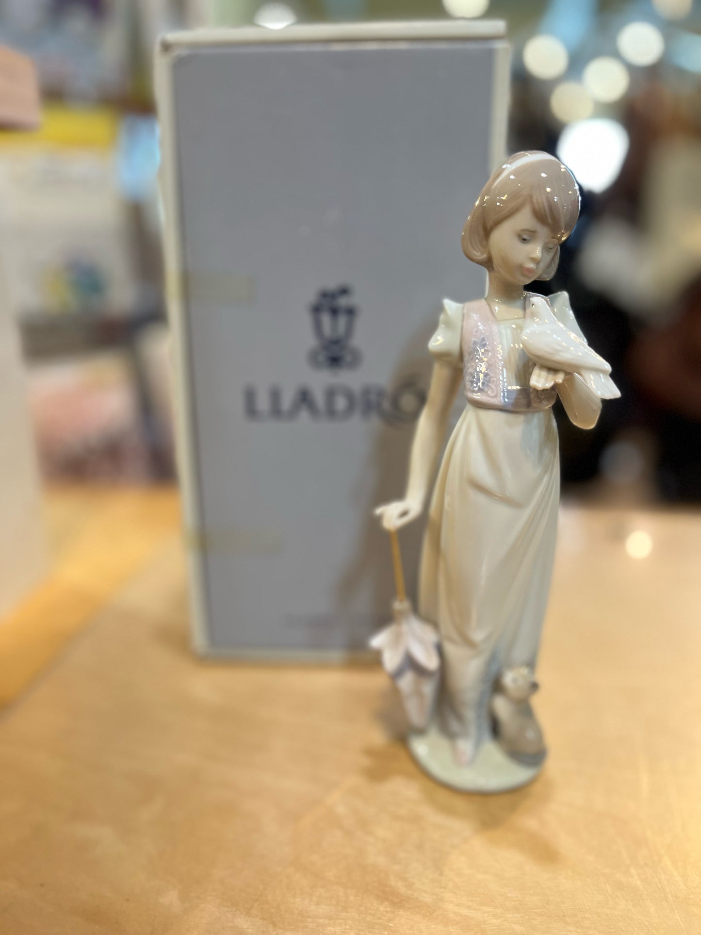 Lladro “Summer Stroll” Figurine