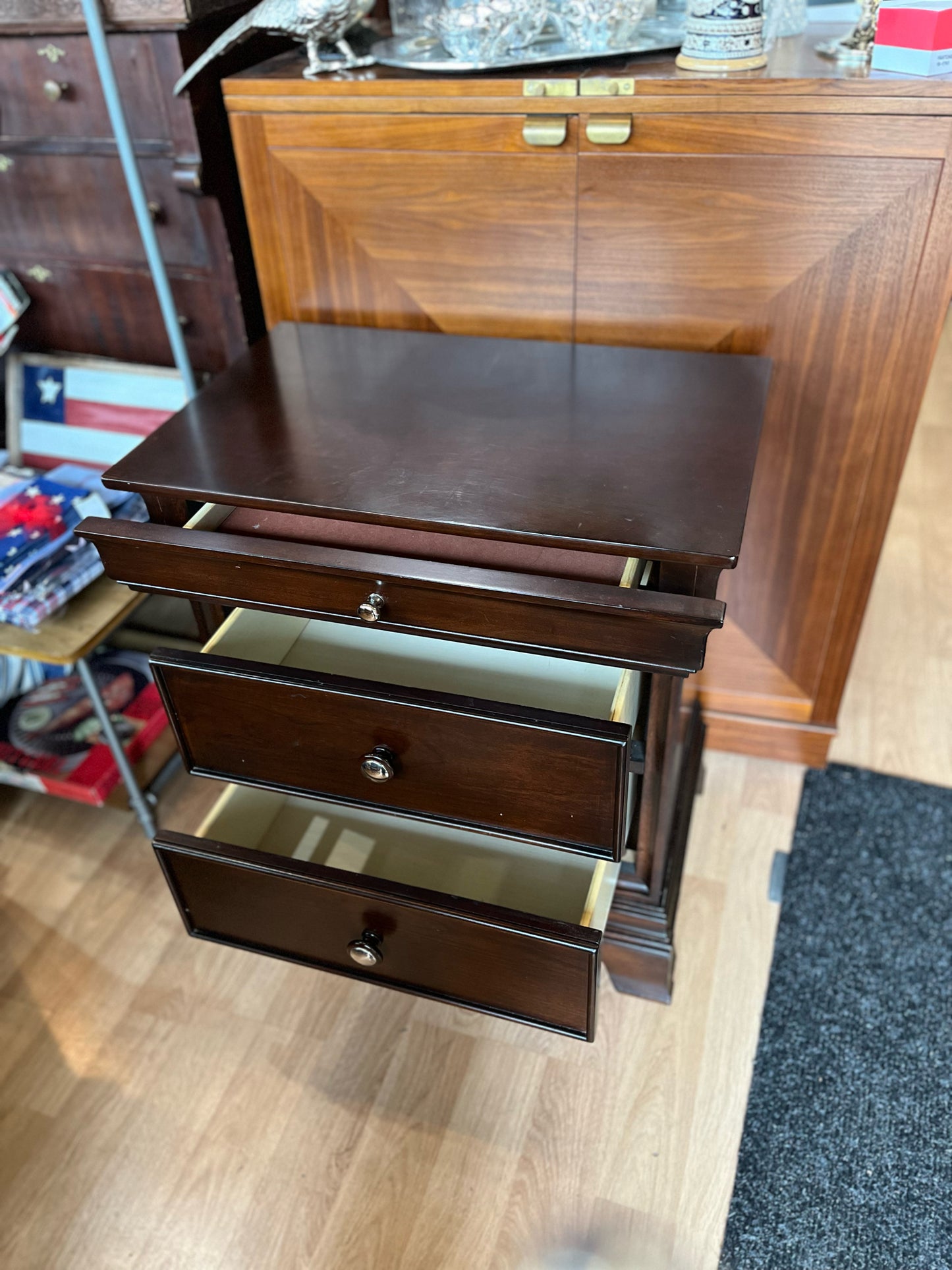3 Drawer Nightstand