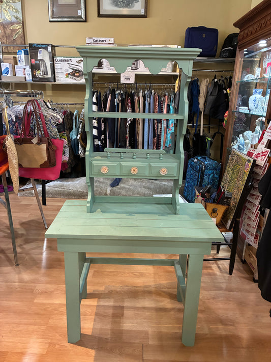 Desk & Hutch