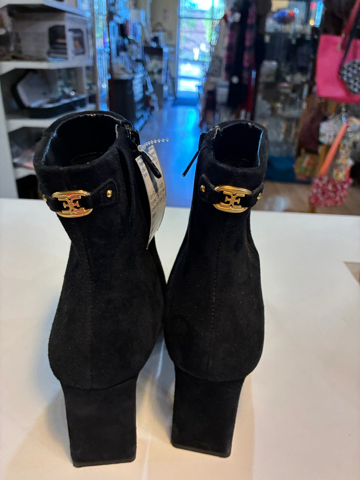 Sam Edelman Saige Pointed Toe Mid Heel Ankle Boot