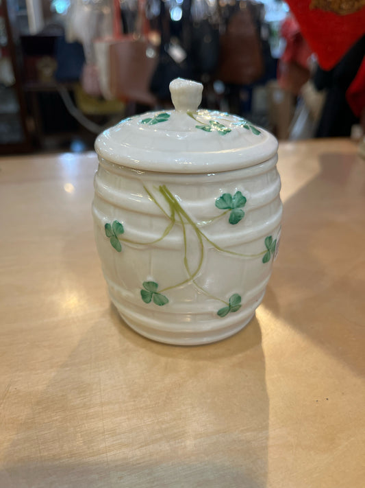 Beleek Shamrock Barrel Pot