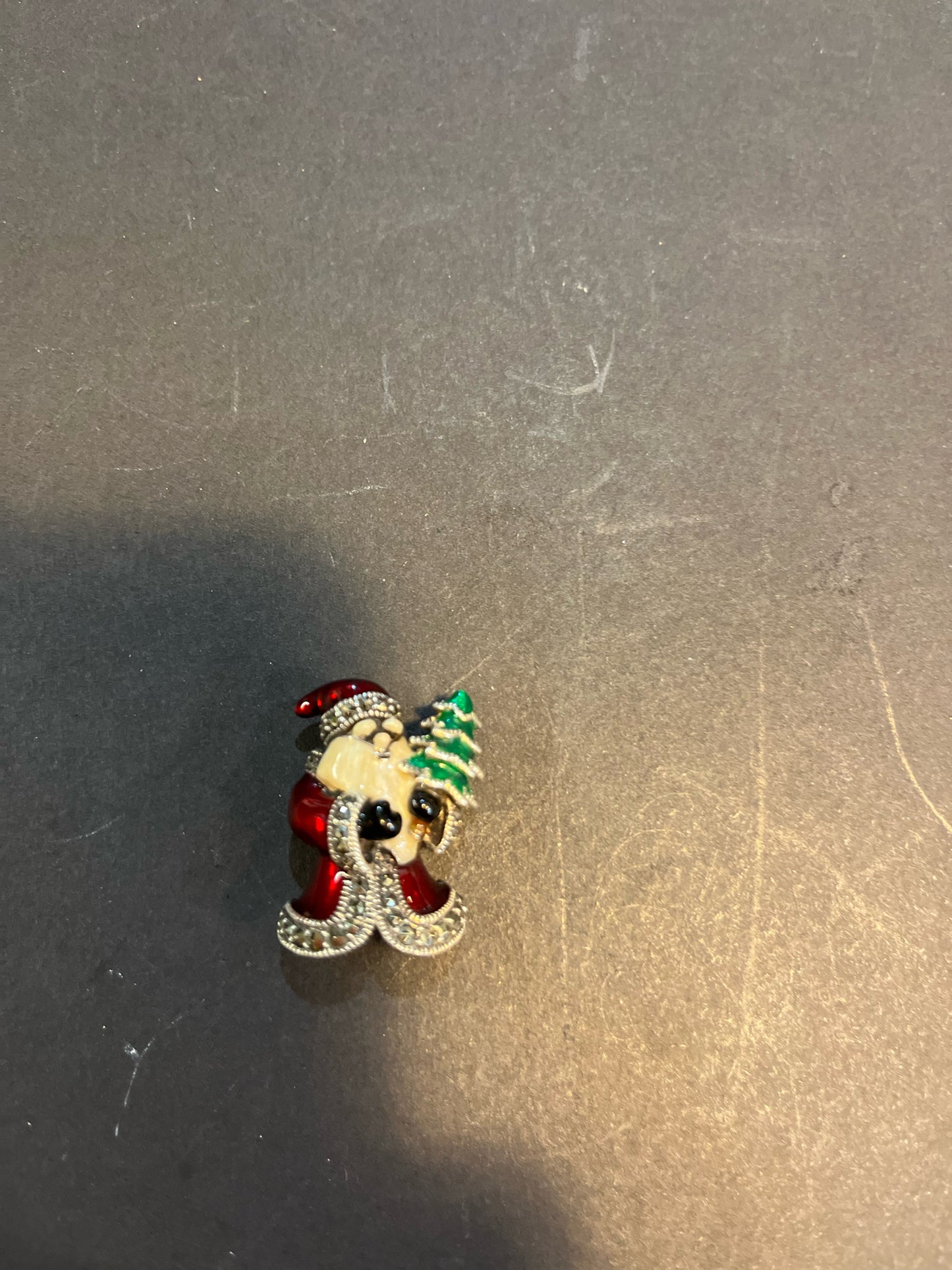 Brooch