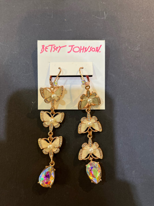 New Betsey Johnson Dangling Butterfly Earring
