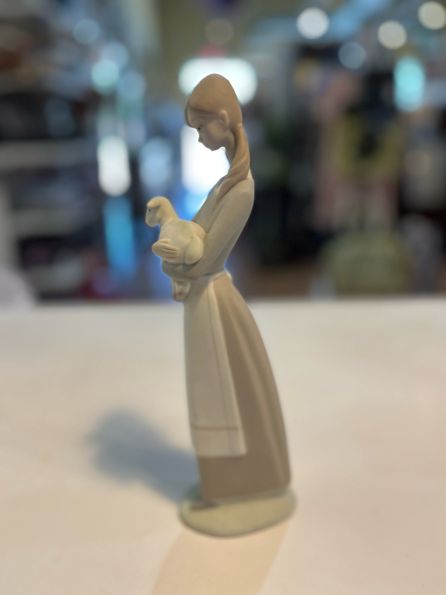 Lladro Figurine