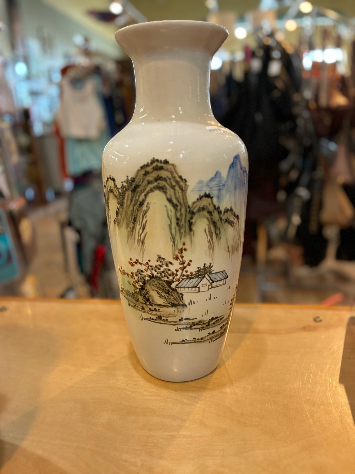 Large Mountain Scene Vase